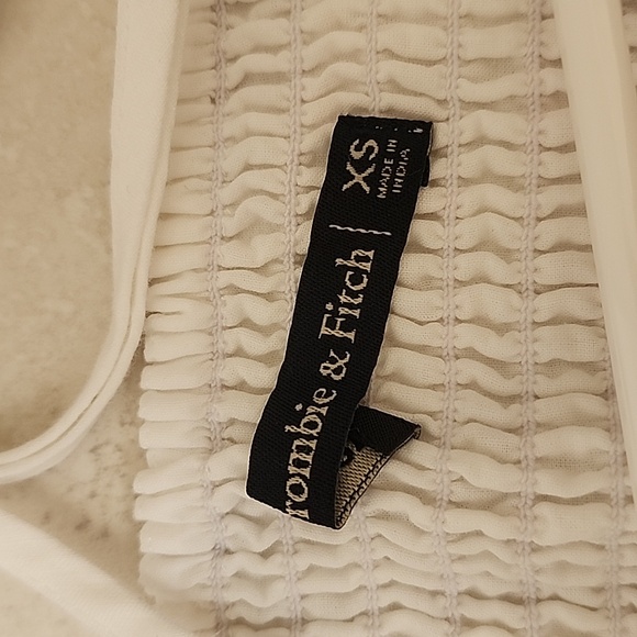 🎀🩷 ABERCROMBIE CROCHET EMBROIDERED MINI DRESS 🩷🎀 - Picture 16 of 17